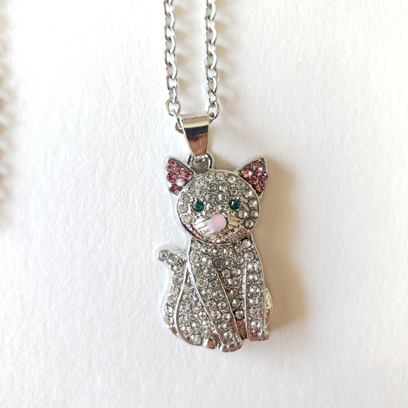 Silver tone Necklace with Cat pendant with Rhinestones - Picture 2 of 8
